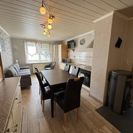 Haus Lou *